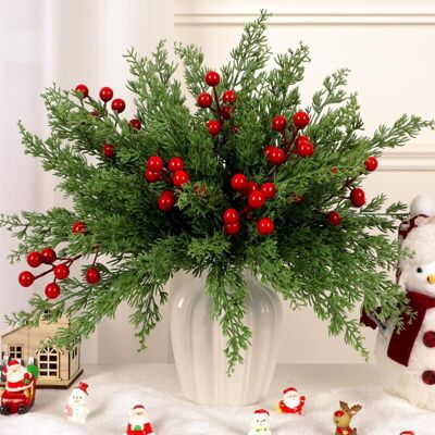IRISFR Lot De 45 Décorations De Noël Artificielles, Branches De Pin De Norfolk Et Tiges De Baies Rouges Pour Guirlande De Noël, Décoration De Table, Vase, Sapin De Noël - Publicité IRISFR Lot De 45 Décorations De Noël Artificielles, Branches De Pin De Norfolk Et Tiges De Baies Rouges Pour Guirlande De Noël, Décoration De Table, Vase, Sapin De Noël - Publicité