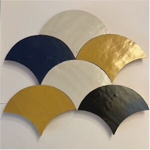 Zellige Marocain Traditionnel Couleur : Bleu Royal - 35 - Format : Ecaille - Gioia Materia - Publicité Zellige Marocain Traditionnel Couleur : Bleu Royal - 35 - Format : Ecaille - Gioia Materia - Publicité