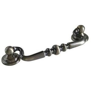 ATELIERS 28 Bouton Meuble Laiton Vernis B Beauty - Entraxe 96mm - Publicité ATELIERS 28 Bouton Meuble Laiton Vernis B Beauty - Entraxe 96mm - Publicité