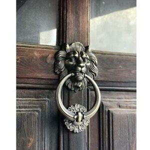 SNQ Heurtoir de porte en forme de tête de lion, bronze - Publicité SNQ Heurtoir de porte en forme de tête de lion, bronze - Publicité