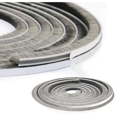OEM Joint D'Étanchéité Autocollant En Forme De Brosse Pour Fenêtres Coulissantes Et Côtés De Cadre De Porte, Pour Empêcher Le Passage Des Courants D'Air (5 M, Gris) - Publicité OEM Joint D'Étanchéité Autocollant En Forme De Brosse Pour Fenêtres Coulissantes Et Côtés De Cadre De Porte, Pour Empêcher Le Passage Des Courants D'Air (5 M, Gris) - Publicité