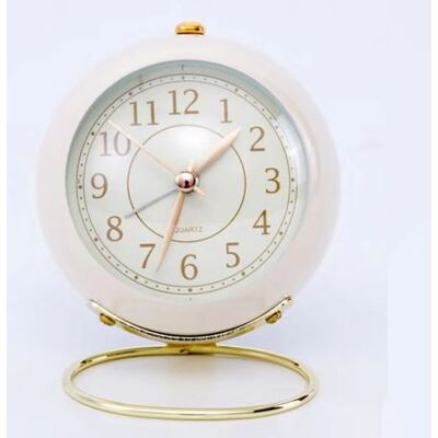 Zanussi Réveil De Chevet Silencieux Quartz Blanc Crème, Cadran Rond Miniature Avec Couvercle Doré, Résistant À La Corrosion, Idéal Pour Chambre Enfant Ou Salon. Publicité Zanussi Réveil De Chevet Silencieux Quartz Blanc Crème, Cadran Rond Miniature Avec Couvercle Doré, Résistant À La Corrosion, Idéal Pour Chambre Enfant Ou Salon. Publicité