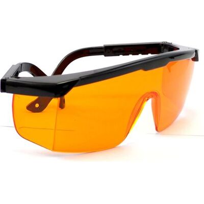 OEM Lunettes De Protection Médicale Contre Les Rayons Uv Et La Lumière Bleue - Pour La Photopolymérisation Dentaire (190-490 Nm) Avec Lampe Fluorescente. Publicité OEM Lunettes De Protection Médicale Contre Les Rayons Uv Et La Lumière Bleue - Pour La Photopolymérisation Dentaire (190-490 Nm) Avec Lampe Fluorescente. Publicité