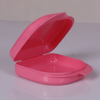 OEM Boîte Pour Appareils Orthodontiques, Cavité Buccale Avec Boîte Pour Appareils De Contention Orthodontiques, Prothèses Dentaires Placées Dans Une Demi-boîte De Rangement Pour La Bouche - Publicité OEM Boîte Pour Appareils Orthodontiques, Cavité Buccale Avec Boîte Pour Appareils De Contention Orthodontiques, Prothèses Dentaires Placées Dans Une Demi-boîte De Rangement Pour La Bouche - Publicité