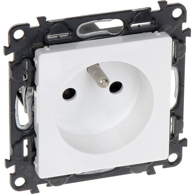 OEM Prise Simple Le-753184 Valena Life 230 V 16 A Legrand - Publicité OEM Prise Simple Le-753184 Valena Life 230 V 16 A Legrand - Publicité