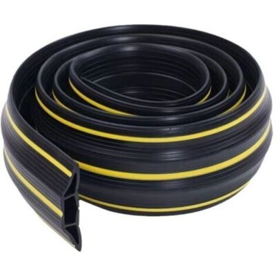 OEM 1 Goulotte De Protection De Câbles Au Sol, Noire Avec Bande Jaune, 83 Mm X 17 Mm X 2 M, Idéale Pour Le Bureau, La Maison Et La Salle De Sport. Publicité OEM 1 Goulotte De Protection De Câbles Au Sol, Noire Avec Bande Jaune, 83 Mm X 17 Mm X 2 M, Idéale Pour Le Bureau, La Maison Et La Salle De Sport. Publicité