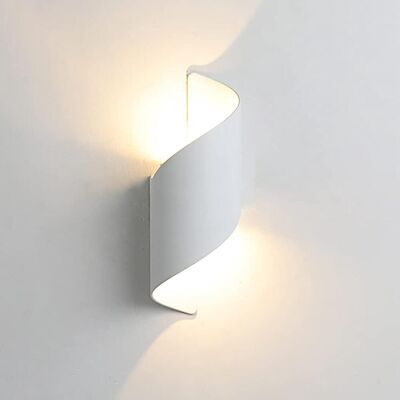 Generic Applique Murale Led Intérieure/extérieure, Lumière Blanche Chaude 12 W, Éclairage Moderne Haut Et Bas, Éclairage Étanche, Barre Spirale En Métal, Ch - Publicité Generic Applique Murale Led Intérieure/extérieure, Lumière Blanche Chaude 12 W, Éclairage Moderne Haut Et Bas, Éclairage Étanche, Barre Spirale En Métal, Ch - Publicité