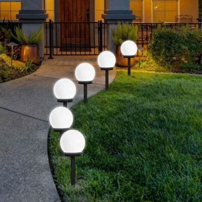 ABYSSE Lot De 6 Balises Led Solaires, Led Rvb, Lampes Solaires D'Extérieur En Forme De Globe Lumineux Sur Piquet Pour Jardin, Allée, Blanc Froid,ouylaf - Publicité ABYSSE Lot De 6 Balises Led Solaires, Led Rvb, Lampes Solaires D'Extérieur En Forme De Globe Lumineux Sur Piquet Pour Jardin, Allée, Blanc Froid,ouylaf - Publicité