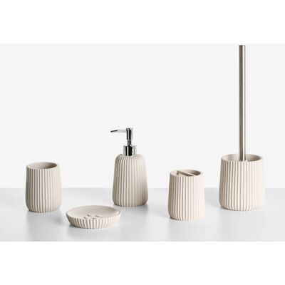 BELIANI Ensemble D'Accessoires De Salle De Bain En Polyrésine 5 Pièces Distributeur De Savon Porte-brosse À Dents Brosse Toilette Beige Pozuzo - Publicité BELIANI Ensemble D'Accessoires De Salle De Bain En Polyrésine 5 Pièces Distributeur De Savon Porte-brosse À Dents Brosse Toilette Beige Pozuzo - Publicité