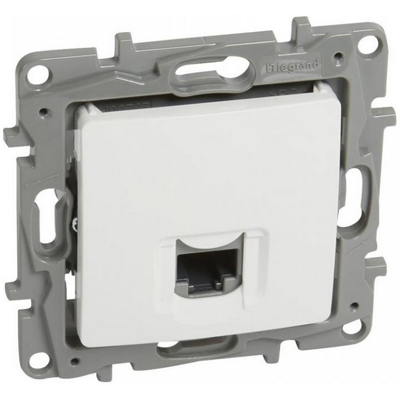 Legrand Niloé 764571 Prise réseau - Network Wall Socket - Publicité Legrand Niloé 764571 Prise réseau - Network Wall Socket - Publicité