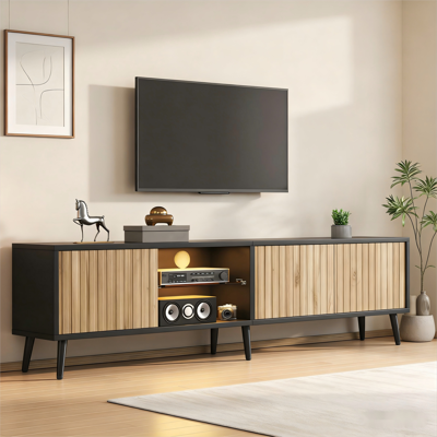 LEMONBEST Meuble Tv 175x31x43 Cm Avec Éclairage Led Conception À Trois Portes Jusquà 75 Pouces Pour Salon Bois Naturel Et Noir - Publicité LEMONBEST Meuble Tv 175x31x43 Cm Avec Éclairage Led Conception À Trois Portes Jusquà 75 Pouces Pour Salon Bois Naturel Et Noir - Publicité