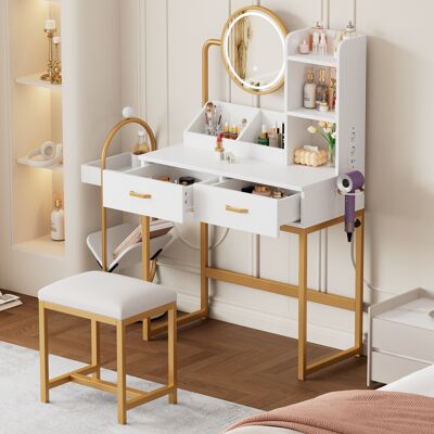 ACKERMAN Coiffeuse Moderne Avec Éclairage Led, Miroir Pivotant Et Prises Électriques – Tabouret Et Pieds En Métal Doré Inclus – 2 Tiroirs + 2 Étagères Ouvertes, Blanche, Dimensions : 80 × 138,5 × 40 Cm (oldsku - Publicité ACKERMAN Coiffeuse Moderne Avec Éclairage Led, Miroir Pivotant Et Prises Électriques – Tabouret Et Pieds En Métal Doré Inclus – 2 Tiroirs + 2 Étagères Ouvertes, Blanche, Dimensions : 80 × 138,5 × 40 Cm (oldsku - Publicité