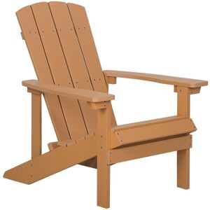 Chaise Basse Fauteuil de Jardin Effet Bois Marron avec Accoudoirs et Dossier Confortable Matières Résitantes pour Terrasse Rustique Campagne Beliani - Bois clair - Publicité