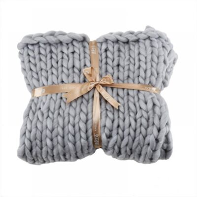 OEM Couverture Luxueuse En Grosse Maille Chenille Acrylique, Douce, Chaude Et Confortable, Idéale Pour Les Lits, Les Canapés Ou Les Fauteuils. Tailles S/m/l - Publicité OEM Couverture Luxueuse En Grosse Maille Chenille Acrylique, Douce, Chaude Et Confortable, Idéale Pour Les Lits, Les Canapés Ou Les Fauteuils. Tailles S/m/l - Publicité