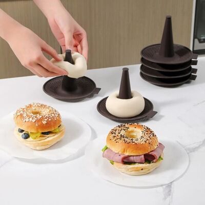 Cellfast Moule À Donuts - Momotou - Silicone - Résistant Aux Hautes Températures - 3 Pièces - Compatible Lave-vaisselle - Publicité Cellfast Moule À Donuts - Momotou - Silicone - Résistant Aux Hautes Températures - 3 Pièces - Compatible Lave-vaisselle - Publicité