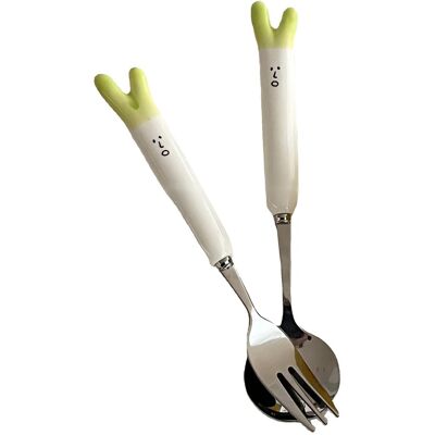 MCKENSA Ensemble De Couverts En Acier Inoxydable Et Céramique Léger, Avec Fourchette Et Cuillère À Motif D'Oignon Vert Mignon, Pour Le Salon - Publicité MCKENSA Ensemble De Couverts En Acier Inoxydable Et Céramique Léger, Avec Fourchette Et Cuillère À Motif D'Oignon Vert Mignon, Pour Le Salon - Publicité