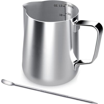 ALVIOR Froth Cup - 350 Ml - Gradué - Bec Anti-goutte - Accessoire Barista - Pour Lait Cappuccino Espresso - Publicité ALVIOR Froth Cup - 350 Ml - Gradué - Bec Anti-goutte - Accessoire Barista - Pour Lait Cappuccino Espresso - Publicité