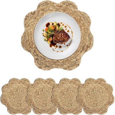 Apex Ensemble De Six Sets De Table Ronds En Paille Tressée, 30×30cm, Style Bohème Champêtre, Bords En Forme D'Éventail. Publicité Apex Ensemble De Six Sets De Table Ronds En Paille Tressée, 30×30cm, Style Bohème Champêtre, Bords En Forme D'Éventail. Publicité