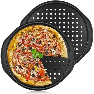OEM Lot De 2 Plaques À Pizza Rondes Perforées En Acier Carbone Avec Poignée, 35,6 Cm, Noir - Publicité OEM Lot De 2 Plaques À Pizza Rondes Perforées En Acier Carbone Avec Poignée, 35,6 Cm, Noir - Publicité