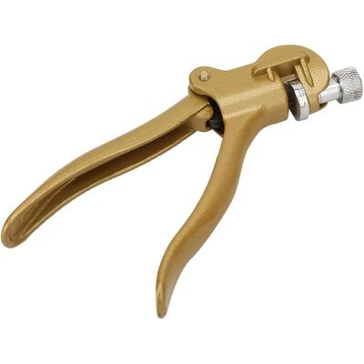 DYIKITI Sceau À Main Une Pince À La Main, Un Setter À Dents De Scie, Un Alliage De Zinc Et Un Ensemble De Scie En Alliage En Cuivre Set De Scie De Scie À Boiseries Outils À Main - Publicité DYIKITI Sceau À Main Une Pince À La Main, Un Setter À Dents De Scie, Un Alliage De Zinc Et Un Ensemble De Scie En Alliage En Cuivre Set De Scie De Scie À Boiseries Outils À Main - Publicité