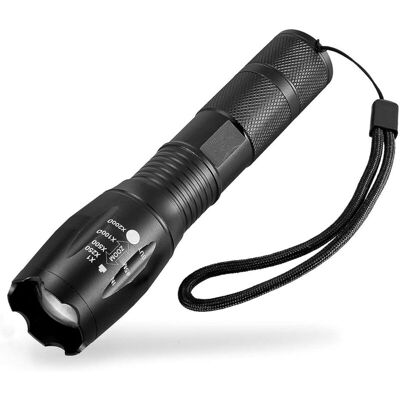 OEM Ultrastarke Led-taschenlampe Xml-t6, Verwendbar Zum Radfahren Oder Wandern Und Mit 5 Modi, Einschließlich Blitz, Zoom Und Einer Reichweite Von 500 M - Crezuo - Publicité OEM Ultrastarke Led-taschenlampe Xml-t6, Verwendbar Zum Radfahren Oder Wandern Und Mit 5 Modi, Einschließlich Blitz, Zoom Und Einer Reichweite Von 500 M - Crezuo - Publicité