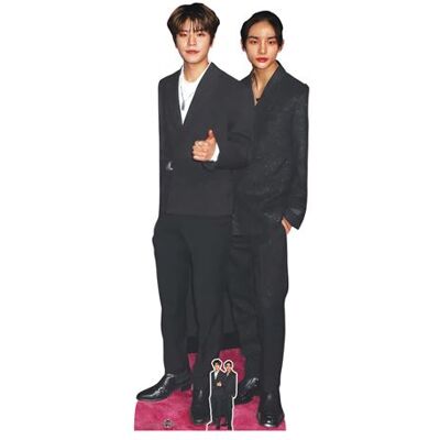 Iconicgreats - Seungmin Hyunjin Lifesize - Silhouette en carton - Publicité Iconicgreats - Seungmin Hyunjin Lifesize - Silhouette en carton - Publicité