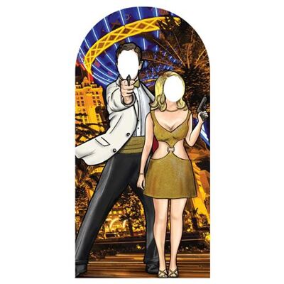 Générique STAR CUTOUTS Figurine en carton passe tête couple agent secret thème James bond avec pistolets - 193 cm Multicolors - Publicité Générique STAR CUTOUTS Figurine en carton passe tête couple agent secret thème James bond avec pistolets - 193 cm Multicolors - Publicité