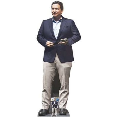 Non communiqué STAR CUTOUTS Figurine en carton – Ron DeSantis – Veste de Costume Bleue – Homme Politique Américain - Haut 186 cm Bleu - Publicité Non communiqué STAR CUTOUTS Figurine en carton – Ron DeSantis – Veste de Costume Bleue – Homme Politique Américain - Haut 186 cm Bleu - Publicité
