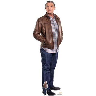 Générique STAR CUTOUTS Figurine en carton DOCTOR WHO Bradley Walsh (Graham) Lifesize Carton Cutout Doctor Who Hauteur 176 cm Multicolors - Publicité Générique STAR CUTOUTS Figurine en carton DOCTOR WHO Bradley Walsh (Graham) Lifesize Carton Cutout Doctor Who Hauteur 176 cm Multicolors - Publicité