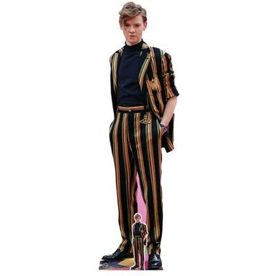 Non communiqué STAR CUTOUTS Figurine en carton Thomas Brodie-Sangster acteur - Haut 179 cm Noir - Publicité Non communiqué STAR CUTOUTS Figurine en carton Thomas Brodie-Sangster acteur - Haut 179 cm Noir - Publicité