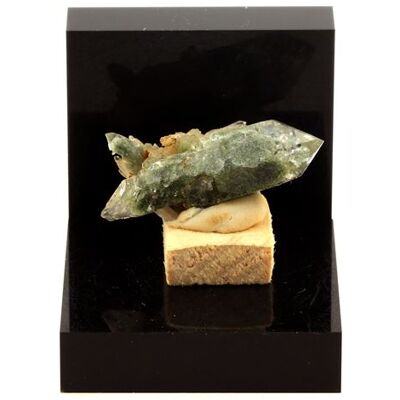 Non communiqué QUARTZ - Pierre Naturelle en Provenance de La Léchère, Tarentaise, Savoie, Auvergne-Rhône-Alpes, France - Cristal de Guérison et d'Énergie Positive - 37.8 ct - Certificat d'Authenticité Inclus 35 x 16 x 10 mm - Publicité Non communiqué QUARTZ - Pierre Naturelle en Provenance de La Léchère, Tarentaise, Savoie, Auvergne-Rhône-Alpes, France - Cristal de Guérison et d'Énergie Positive - 37.8 ct - Certificat d'Authenticité Inclus 35 x 16 x 10 mm - Publicité