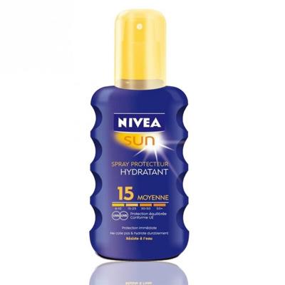 Nivea Sun Protect and Moisture SPF 15 - 200 ml - Spray solaire - Publicité Nivea Sun Protect and Moisture SPF 15 - 200 ml - Spray solaire - Publicité