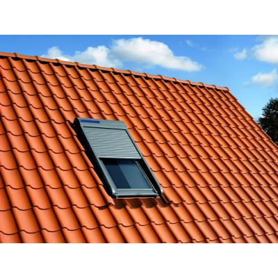 Volet roulant solaire Velux SSL SK06 S - Publicité Volet roulant solaire Velux SSL SK06 S - Publicité