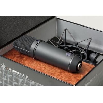 Neumann U 87 Ai mt studio set - Microphone - noir Noir - Publicité Neumann U 87 Ai mt studio set - Microphone - noir Noir - Publicité