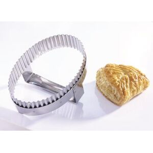 La Brunoise Découpoir à chausson à poignée professionnel en inox 170 x 125 mm - Publicité La Brunoise Découpoir à chausson à poignée professionnel en inox 170 x 125 mm - Publicité