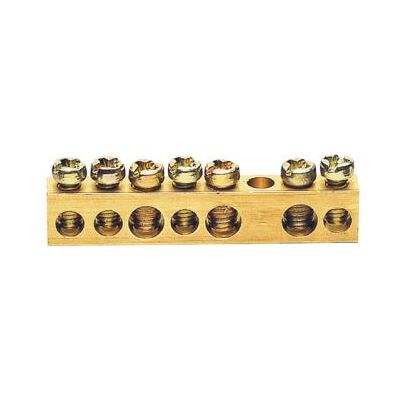 Hager Barrette sur socle 49mm 3X16-4X10mm (K142) - Publicité Hager Barrette sur socle 49mm 3X16-4X10mm (K142) - Publicité