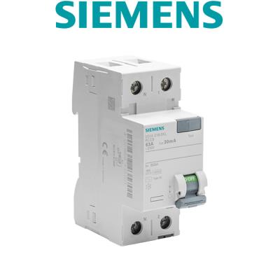 Siemens 5SV43160KL 63 A 30 mA 230 V - disjoncteur différentiel - Publicité Siemens 5SV43160KL 63 A 30 mA 230 V - disjoncteur différentiel - Publicité