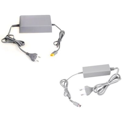Kit Chargeur adaptateur câble de charge pour Nintendo Wii U : Console + Manette Gamepad - Longs Câbles - Straße Game ® Gris - Publicité Kit Chargeur adaptateur câble de charge pour Nintendo Wii U : Console + Manette Gamepad - Longs Câbles - Straße Game ® Gris - Publicité