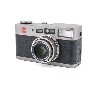 Appareil photo argentique Leica CM Zoom Noir et Gris Reconditionné Noir et Gris - Publicité Appareil photo argentique Leica CM Zoom Noir et Gris Reconditionné Noir et Gris - Publicité