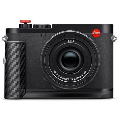 Appareil photo compact Leica Q3 43 Formula 1® Noir Noir - Publicité Appareil photo compact Leica Q3 43 Formula 1® Noir Noir - Publicité