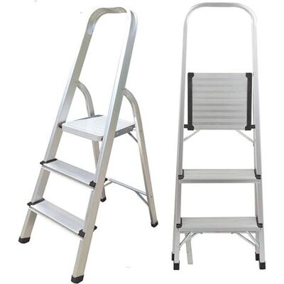Non communiqué Escabeau HobbyTech en aluminium gris de 3 marches - Publicité Non communiqué Escabeau HobbyTech en aluminium gris de 3 marches - Publicité