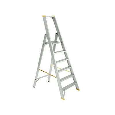 Non communiqué ALVE FORTE Escabeau en aluminium 6 marches - Publicité Non communiqué ALVE FORTE Escabeau en aluminium 6 marches - Publicité