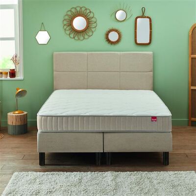 Ensemble lit en lin Epeda - Boxspring avec tête de lit et pieds - Publicité Ensemble lit en lin Epeda - Boxspring avec tête de lit et pieds - Publicité