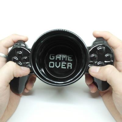 Tasse en céramique Eurowebbiz avec manette de jeu - Publicité Tasse en céramique Eurowebbiz avec manette de jeu - Publicité