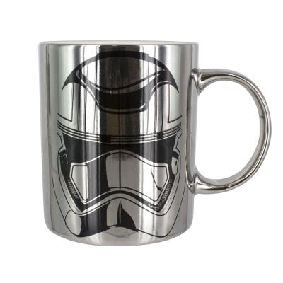 Star Wars Episode VII mug Captain Phasma Chrome - Publicité Star Wars Episode VII mug Captain Phasma Chrome - Publicité