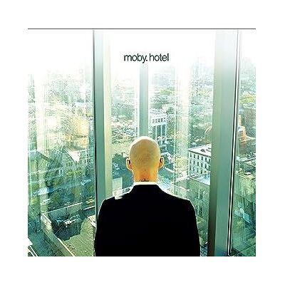 Import - Moby Hotel - Publicité Import - Moby Hotel - Publicité
