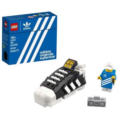 adidas Mini LEGO Superstar - Jouet de Collection - Publicité adidas Mini LEGO Superstar - Jouet de Collection - Publicité