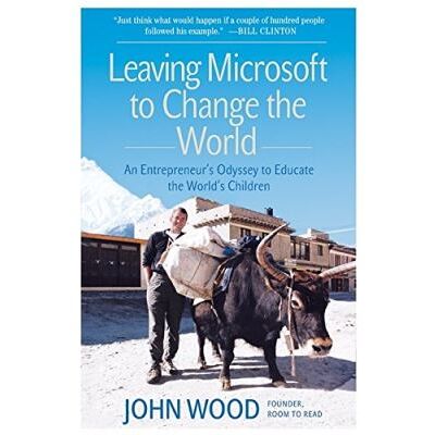 Collins Leaving Microsoft to Change the World - Publicité Collins Leaving Microsoft to Change the World - Publicité
