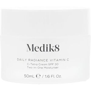 Medik8 Radiance Quotidien Vitamine C SPF 30 (50ml) - Publicité Medik8 Radiance Quotidien Vitamine C SPF 30 (50ml) - Publicité
