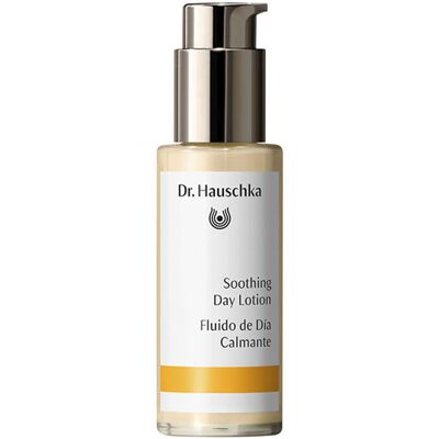 Dr. Hauschka Modèle Lotion Apaisante - Peau Sensible - Publicité Dr. Hauschka Modèle Lotion Apaisante - Peau Sensible - Publicité